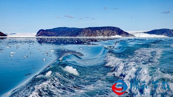 钓鱼大对决12月21日冰雪世界“格陵兰”开放